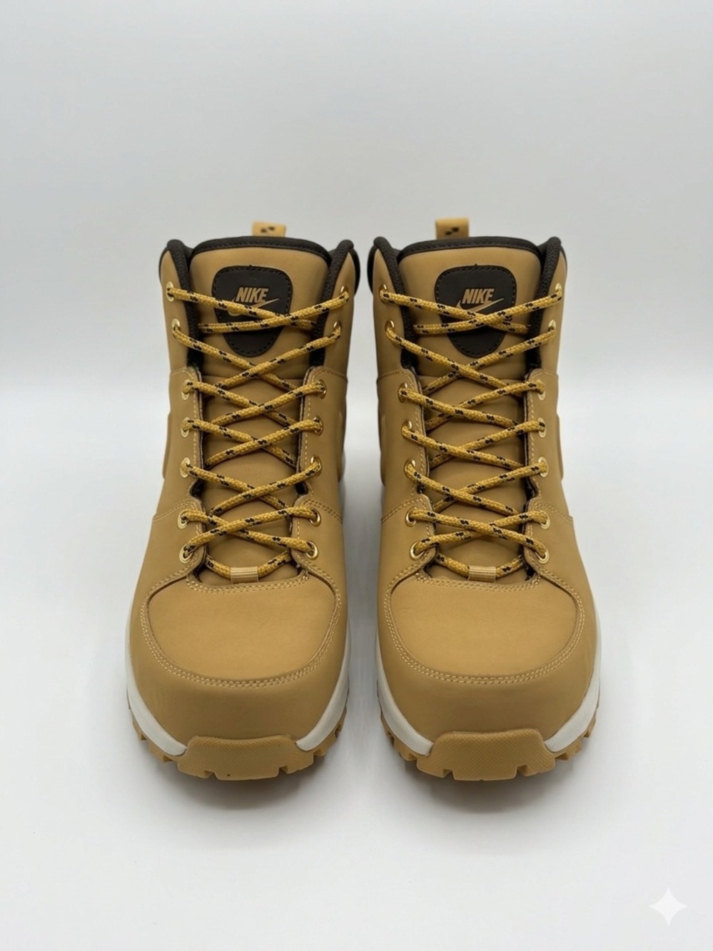 Nike Wheat/Tan Outdoor Boots